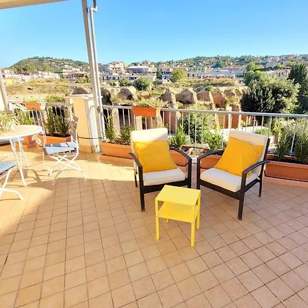 Interno 10 Apartment